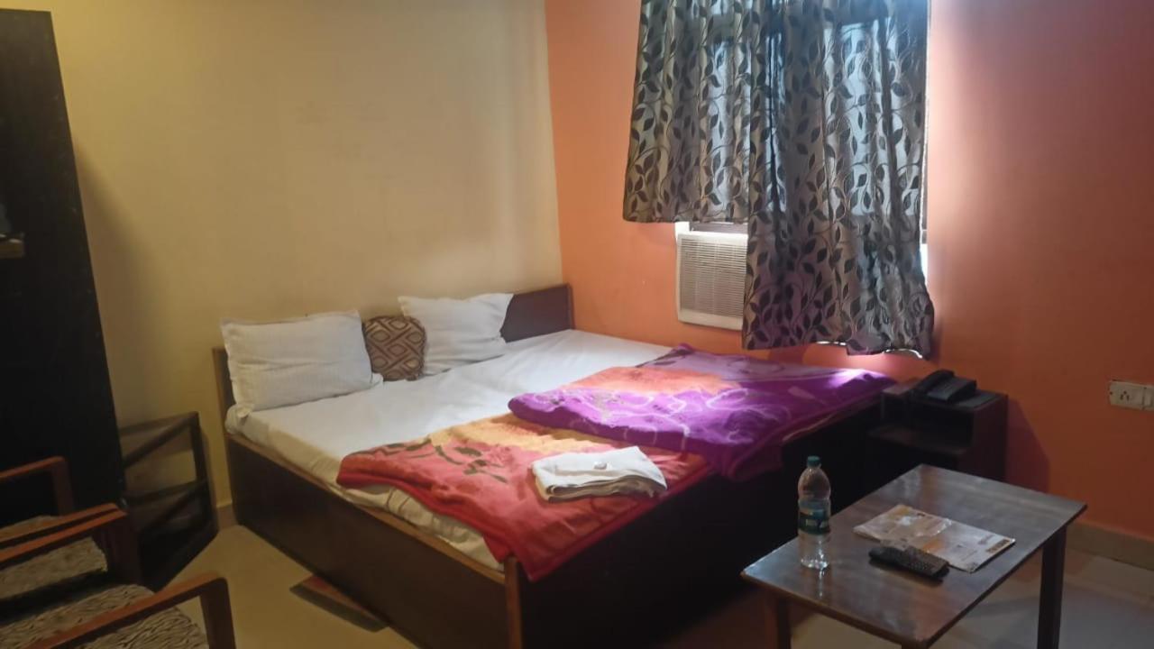 Hotel Shyam Utsav Mirzapur Exterior photo